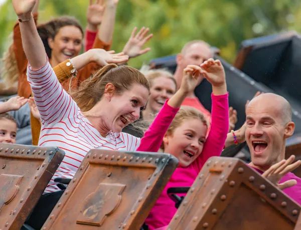 Scorpion Express Chessington Ride