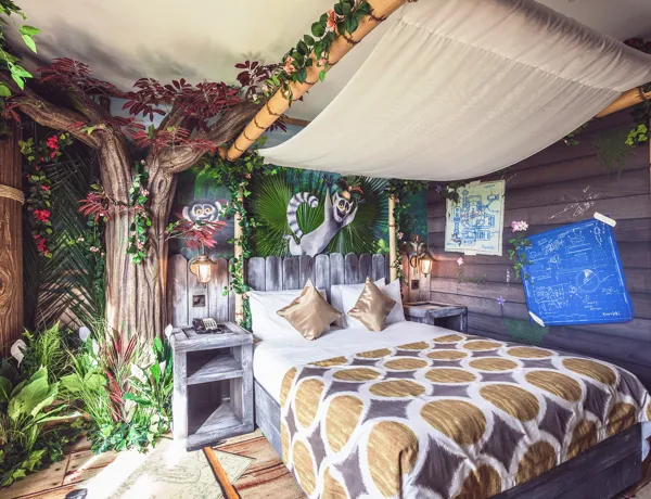 Adults Section In Penguin Themed Room In The Safari Hotel