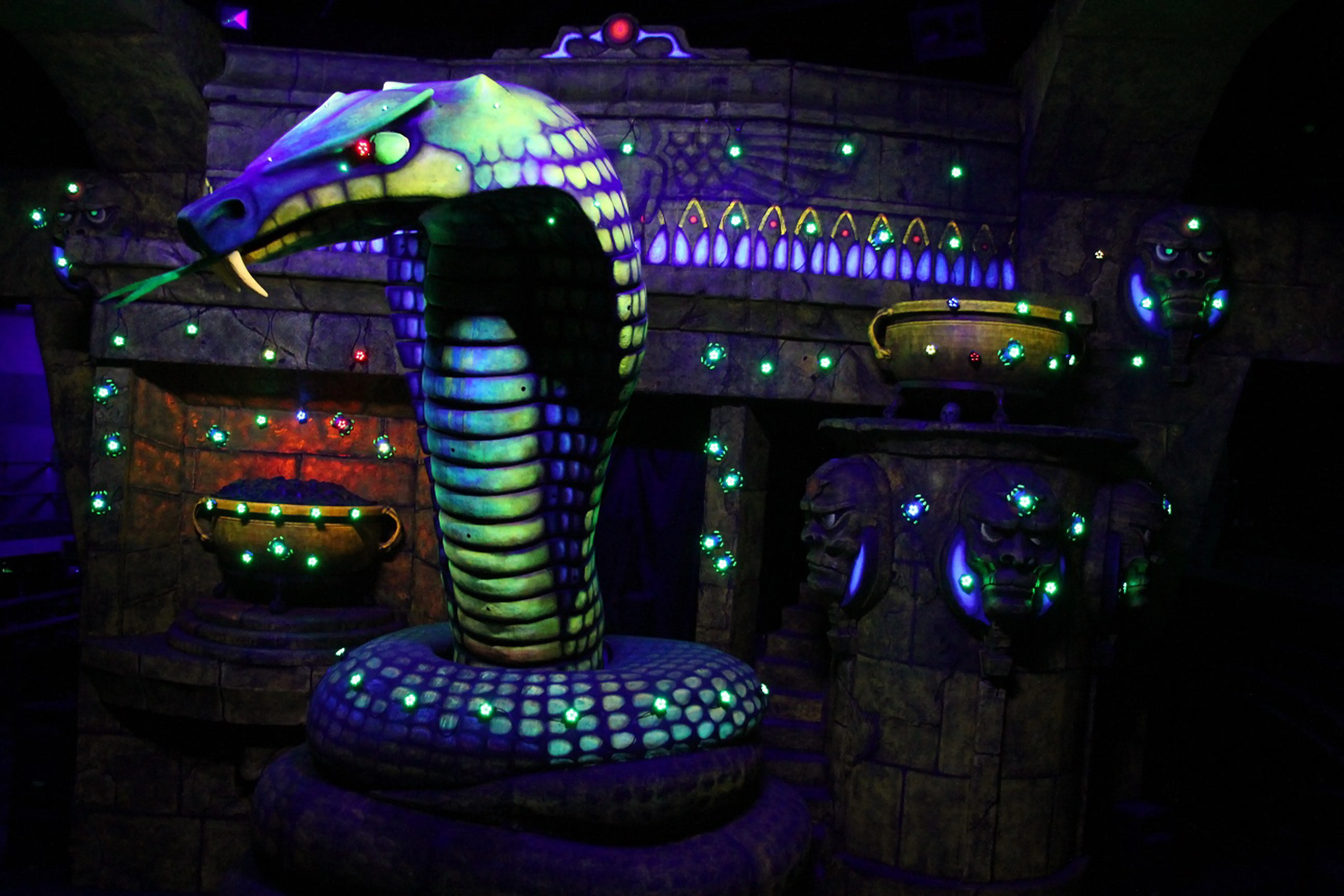 Tomb Blaster in Forbidden Kingdom at Chessington World of Adventures Resort