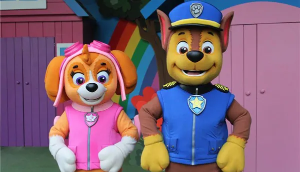 Chase And Skye At The Mini Stage 2 (1)