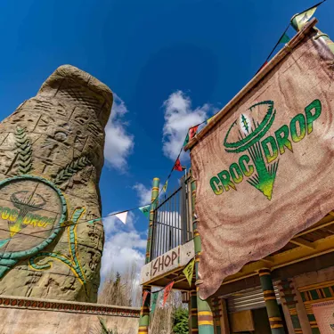 Croc Drop Family Theme Park Ride | Chessington