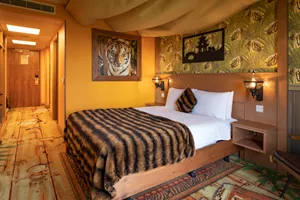 Room 12 Main bed area - tiger theming