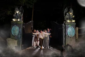 Chessington Halloween Villagers