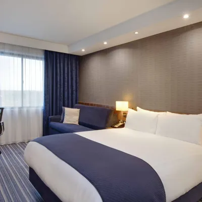 Double Twin Room (Double Bed)