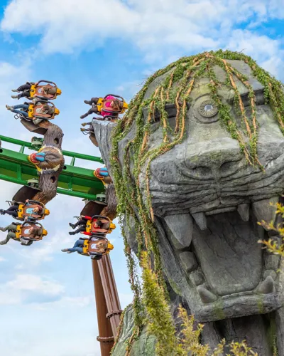 Chessington World of Adventures Resort: UK Theme Park & Zoo