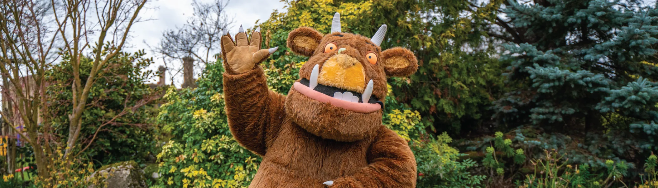 GRUFFALO BANNER 7 2