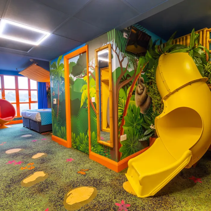 Capri-Sun Themed Room | Chessington Safari Hotel